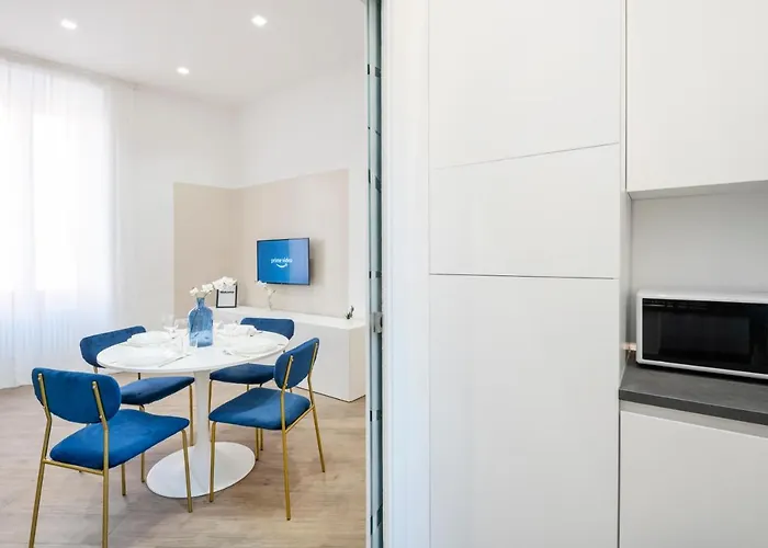 White Flat Cross Apartman *