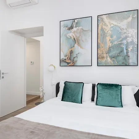 Appartamento White Flat Cross Roma